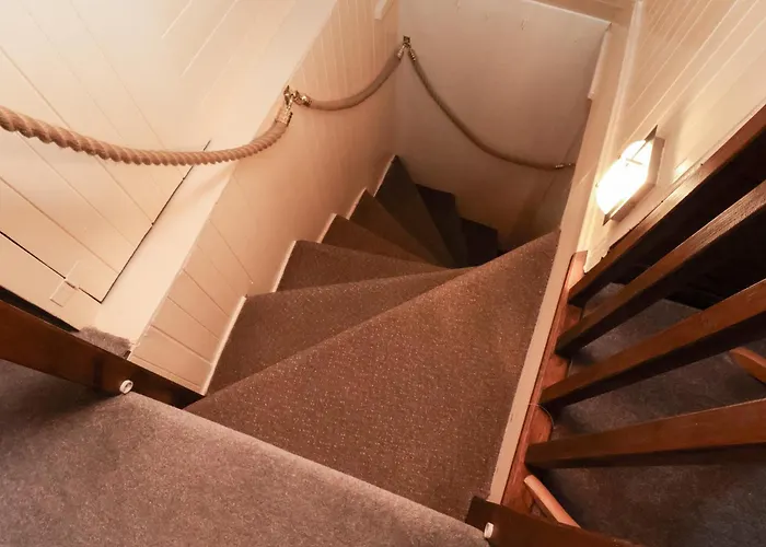 Stowaway Church Street *