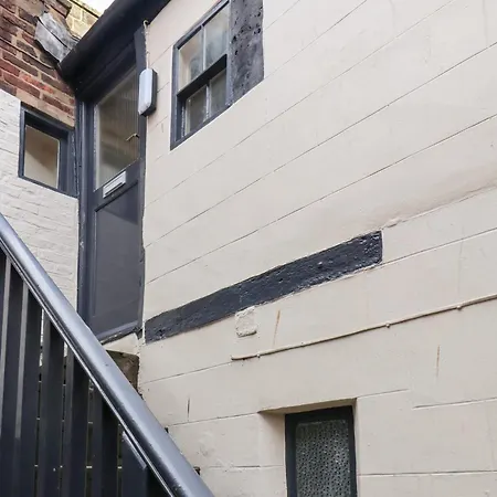 Stowaway Church Street Holiday home Whitby